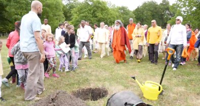 Peace Tree planting in Voderady
