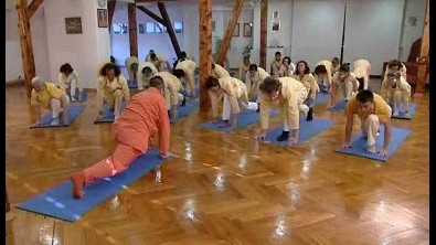 Around The World - Surya Namaskar at Sri Devpuriji Ashram, Zagreb, CRO