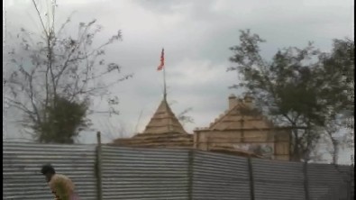 Building of the camp at Kumbha Mela 2010