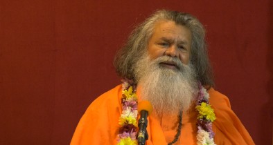 Satsang with H.H. Vishwaguruji Maheshwarananda