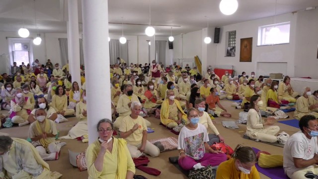 Bhajan evening in Strilky Ashram