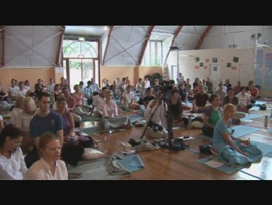 World peace tour 2009, Mind, Mantra and Meditation (3/3)