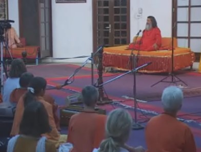 Swamiji in Jadan, Autumn (7/10)