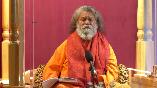 Full moon Satsang with Vishwaguruji