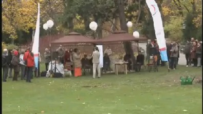 Planting of peace tree in Vienna